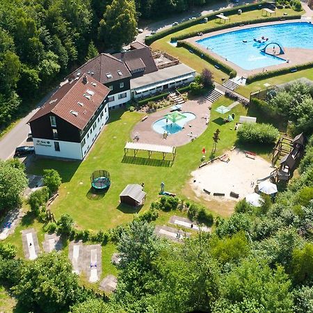 לאנגלסהיים Hotel Im Tannengrund מראה חיצוני תמונה