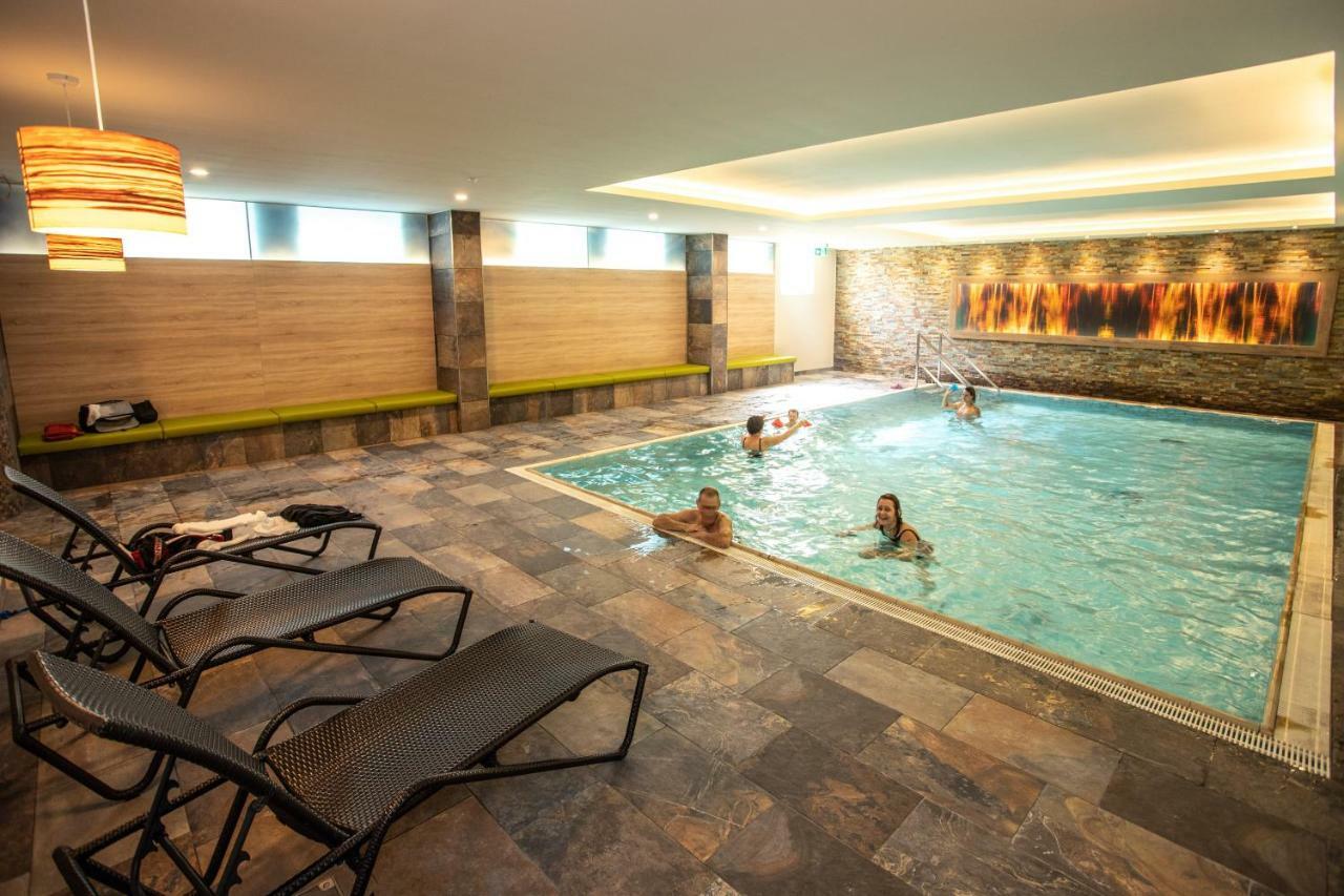לאנגלסהיים Hotel Im Tannengrund מראה חיצוני תמונה